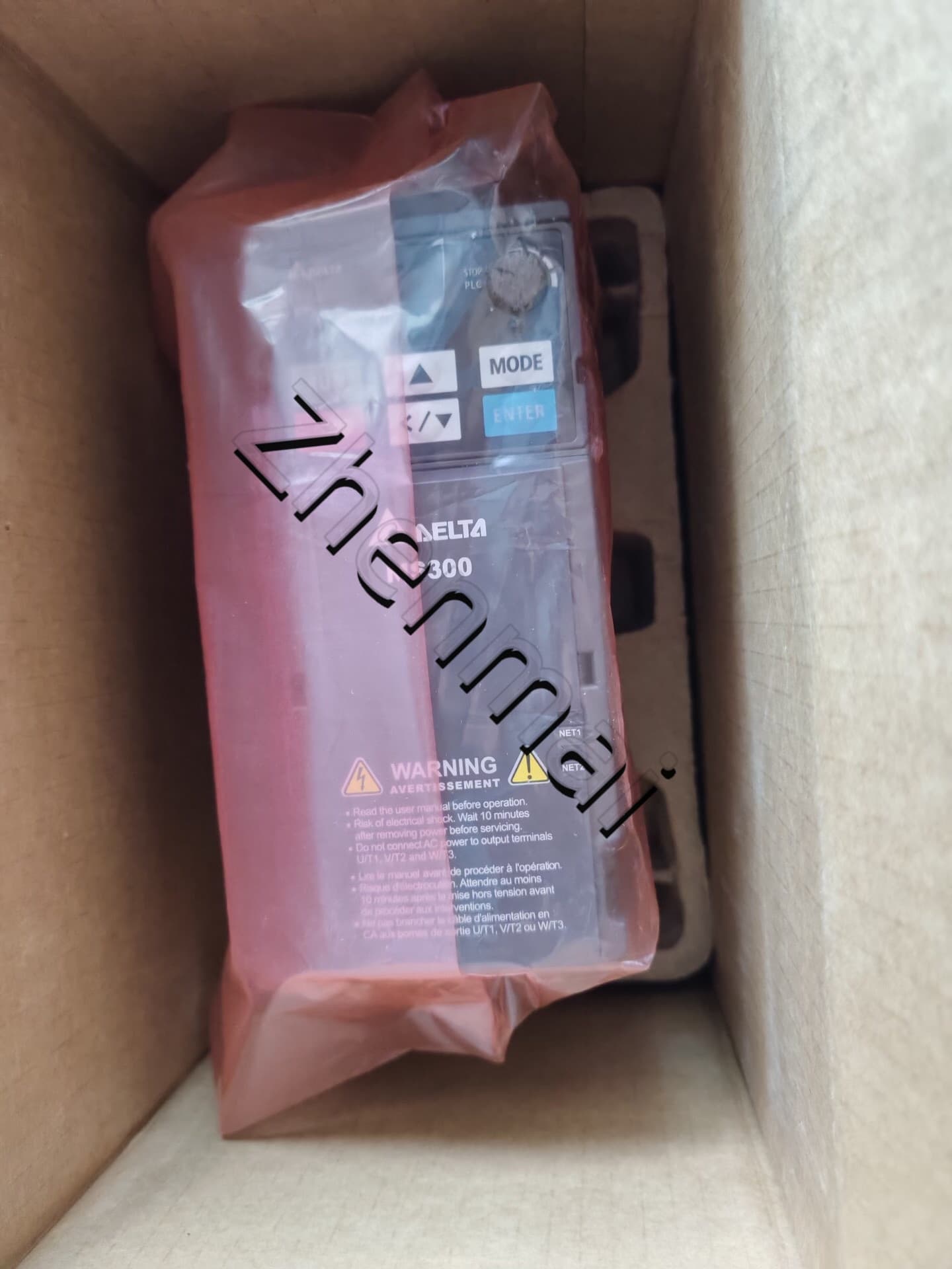 100% täiesti uus originaal ja originaal Delta 380V 3,7KW VFD9A0MS43ANSAA Sagedusmuundurid Ajami servomootor