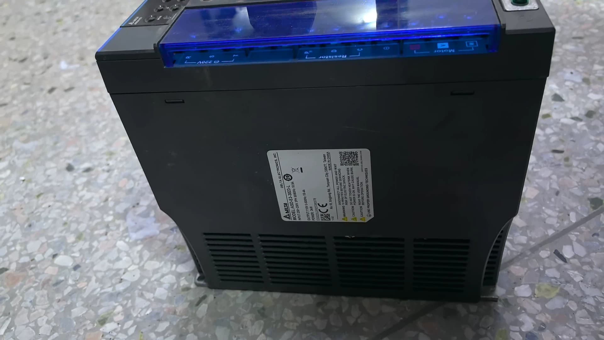100% uhiuus originaal ja originaal Delta ASD-E3-3023-L Sagedusmuundurid Ajami servomootor