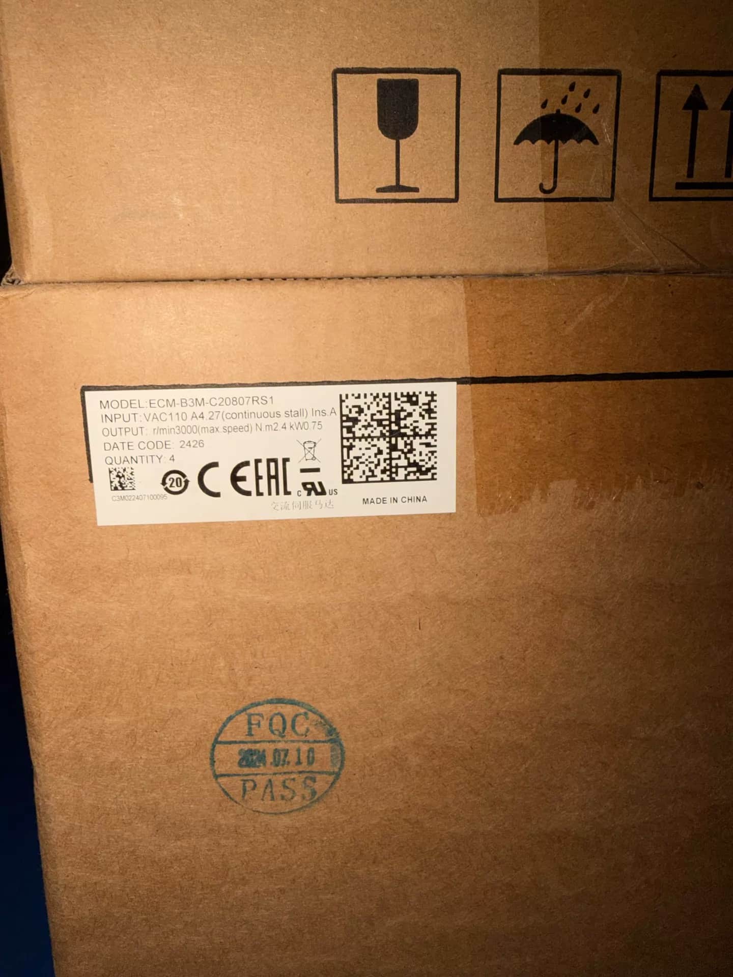 100% uhiuus originaal ja originaal Delta ECM-B3M-C20807RS1 Sagedusmuundurid Ajami servomootor
