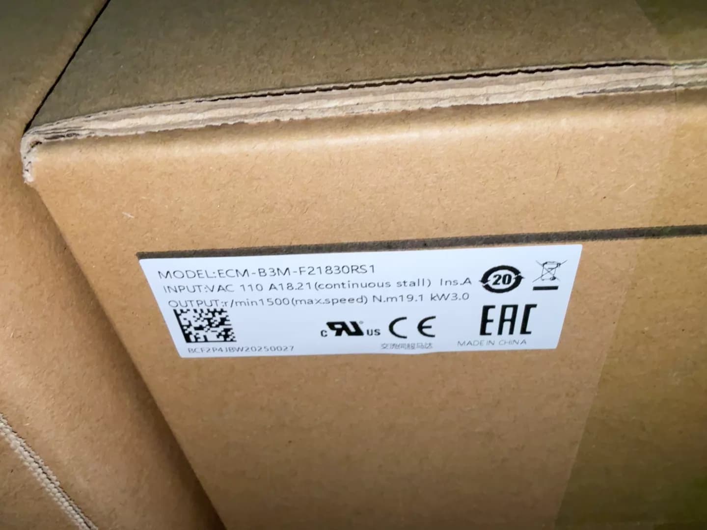 100% uhiuus originaal ja originaal Delta ECM-B3M-F21830RS1 sagedusmuundurid Ajami servomootor