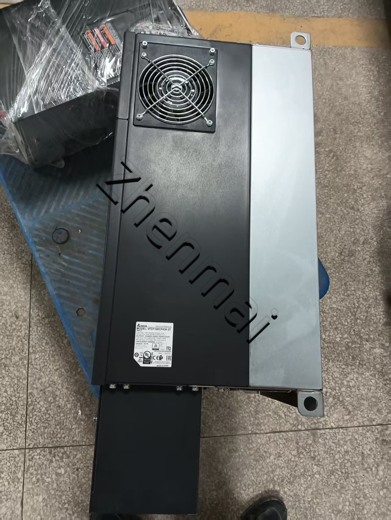 100% täiesti uus originaal ja originaal Delta VFD1100CP43A-21 380V110KW Sagedusmuundurid Ajami servomootor