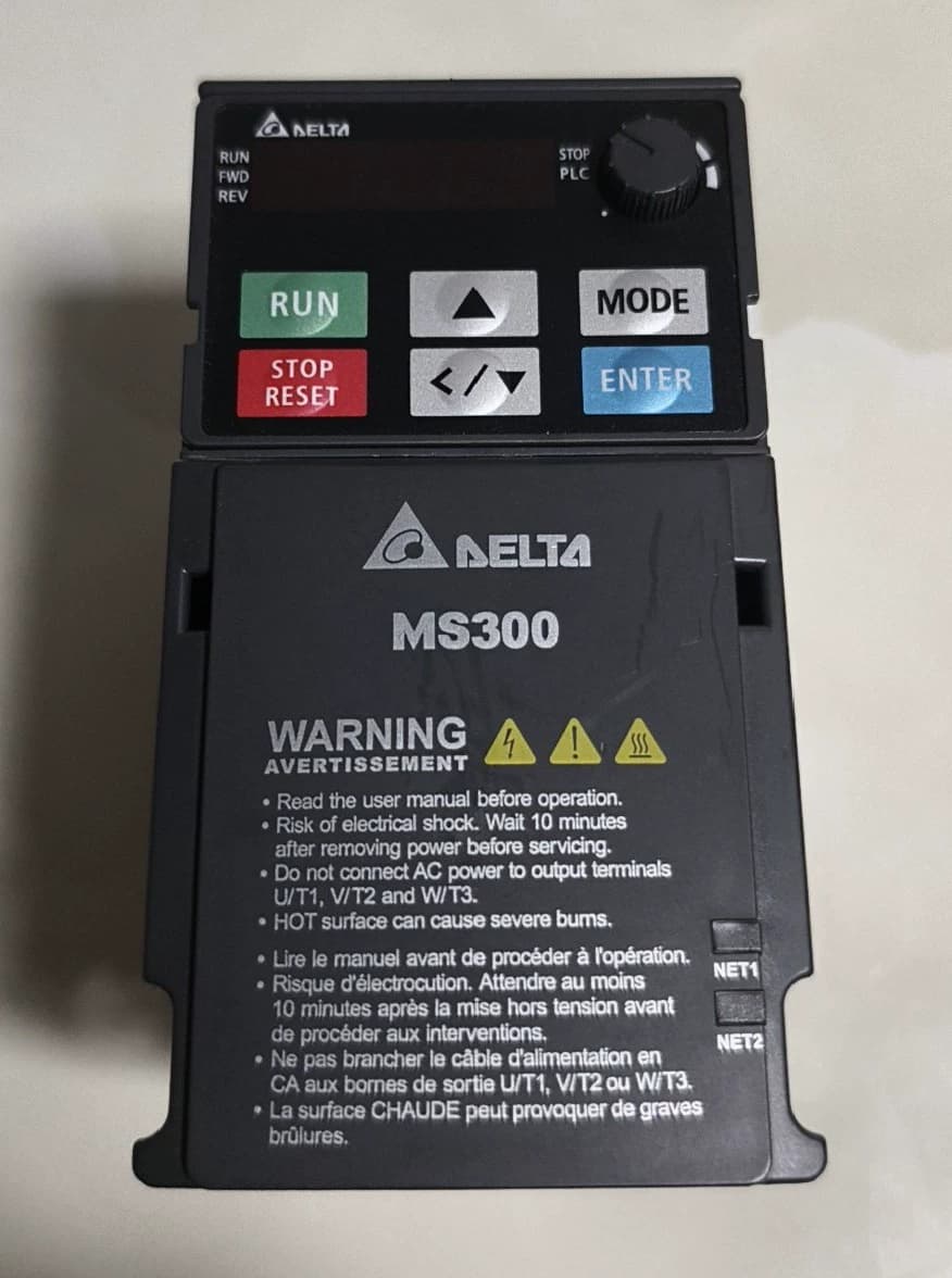 100% täiesti uus originaal ja originaal Delta VFD2A8MS23ANSAA 220V/0,4KW Sagedusmuundurid Ajami servomootor
