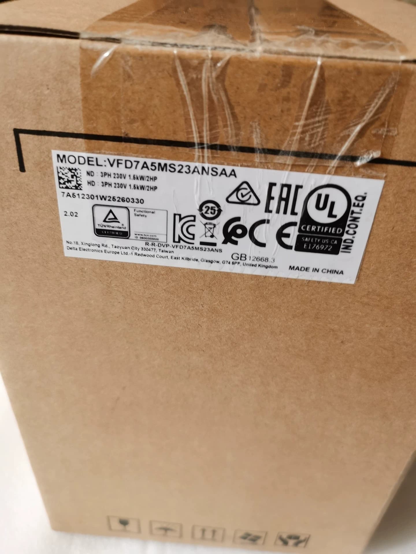 100% uhiuus originaal ja originaal Delta VFD7A5MS23ANSAA 1,5KW kolmefaasiline 220V sagedusmuundurid Ajami servomootor