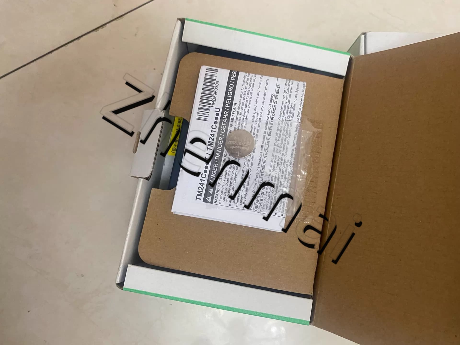 100% täiesti uus, originaal ja originaal Schneider TM241C24R Sagedusmuundurid, kaitselülitid, kontaktorid, kaitseseadmed