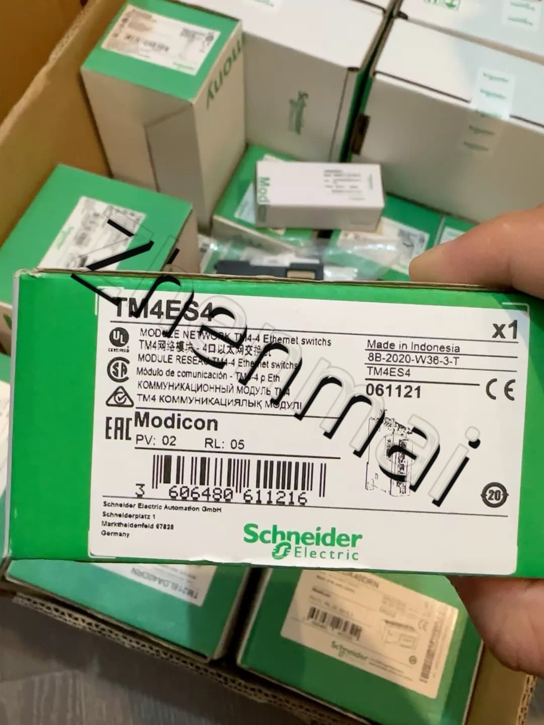 100% uhiuus, originaal ja originaal Schneider TM4ES4 Sagedusmuundurid, kaitselülitid, kontaktorid, kaitseseadmed