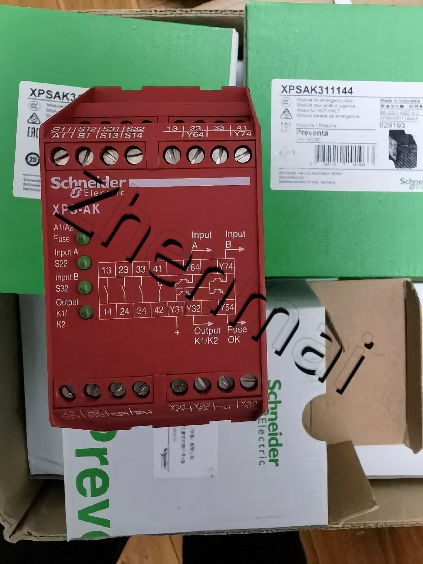 100% täiesti uus, originaal ja originaal Schneider XPSAK311144 Sagedusmuundurid, kaitselülitid, kontaktorid, kaitseseadmed