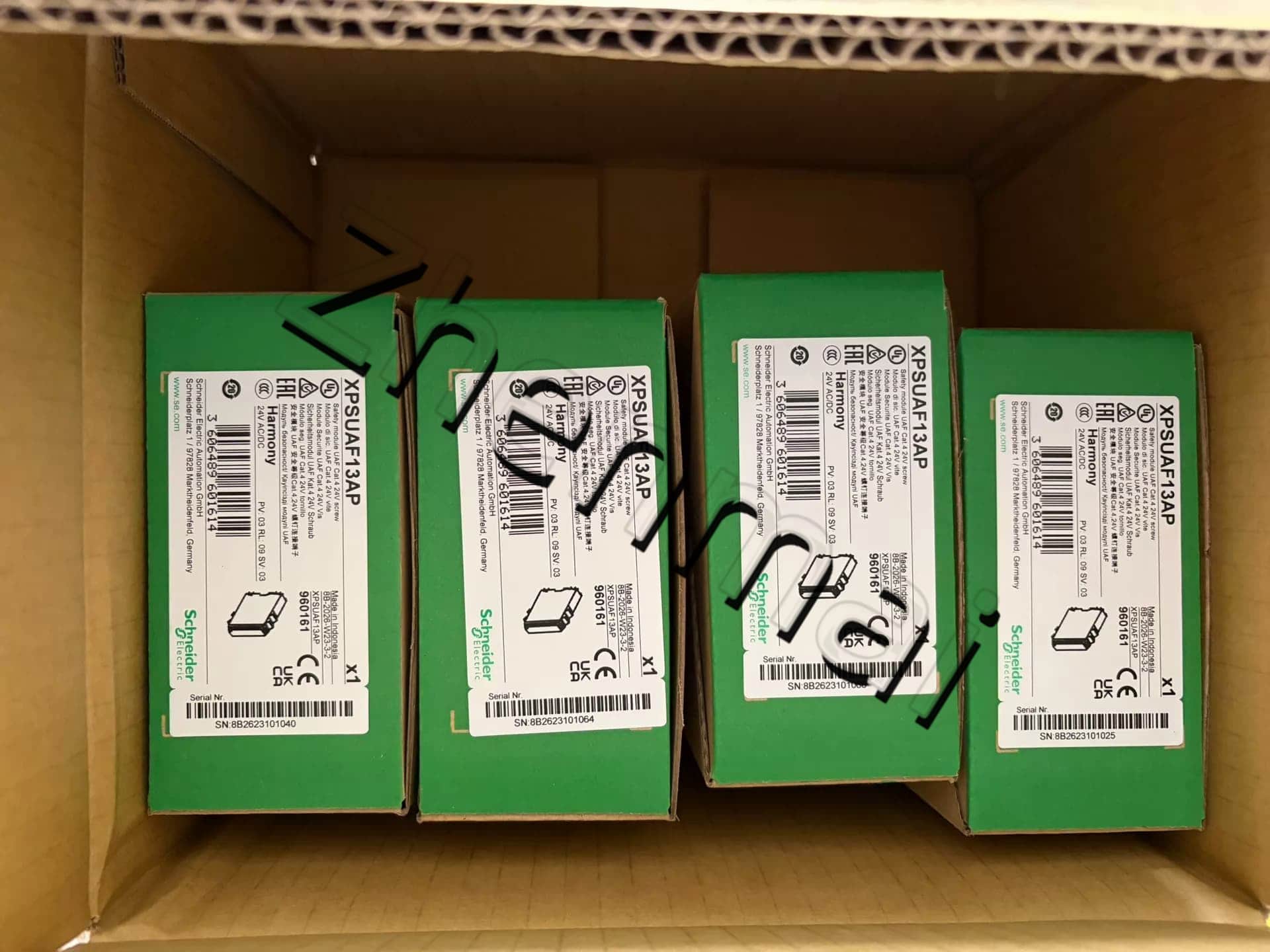 100% täiesti uus, originaal ja originaal Schneider XPSUAF13AP Sagedusmuundurid, kaitselülitid, kontaktorid, kaitseseadmed