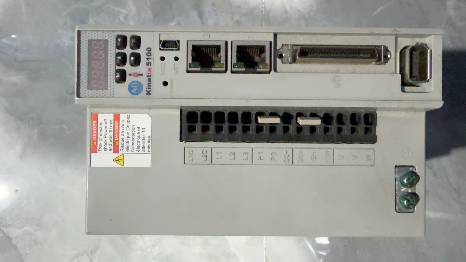 2198-E2030-ERS Kinetix 5100 servo, täiesti uus ja originaal