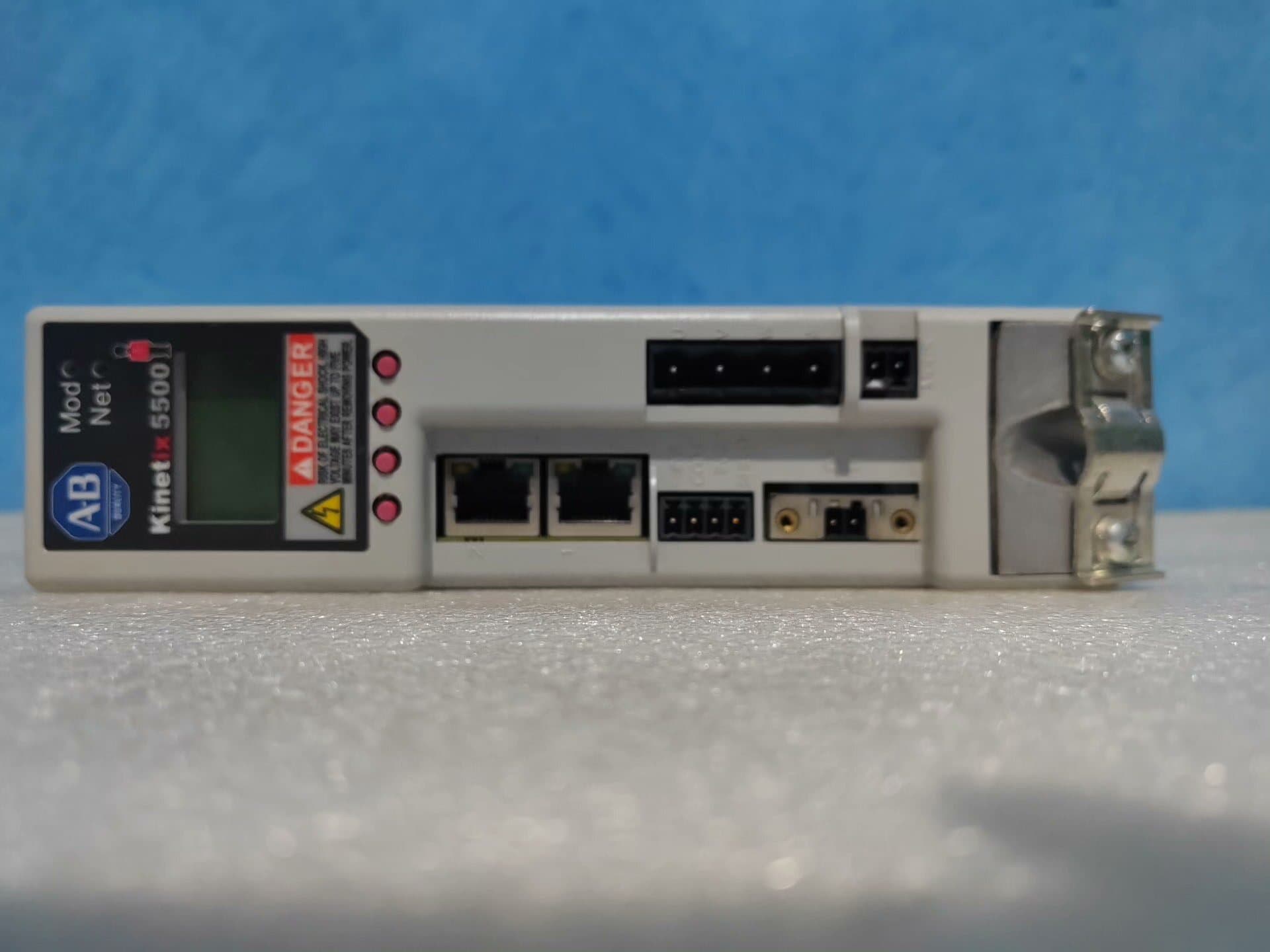 2198-H003-ERS Kinetix 5700 servo, täiesti uus ja originaal