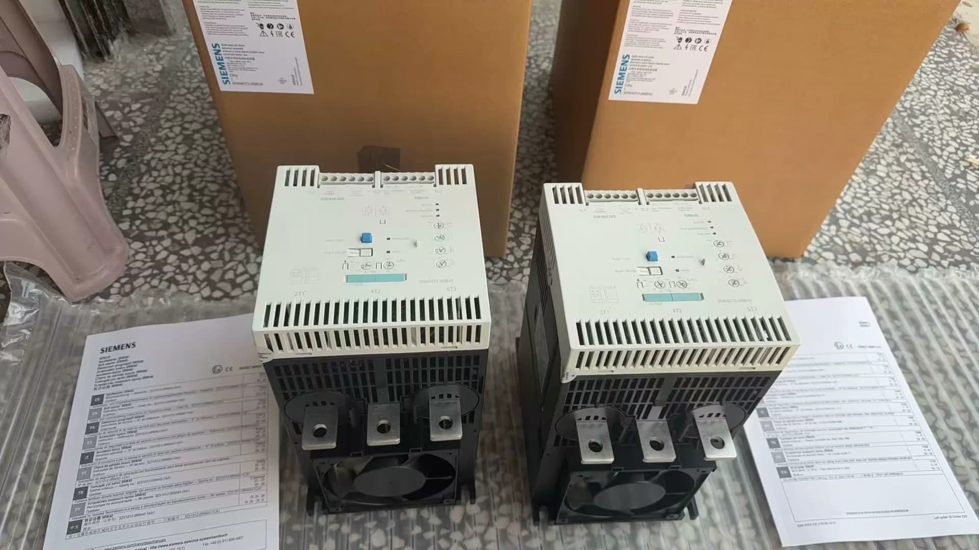 Täiesti uus, originaal, tehase otsene Siemens 3RW4447-6BC35 pehme starter SIRIUS SOFT STARTER