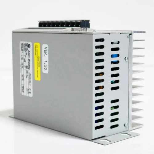 Täiesti uus originaal Allen-Bradley 1398-DDM-009 digitaalne servoajam kiire kohaletoimetamine