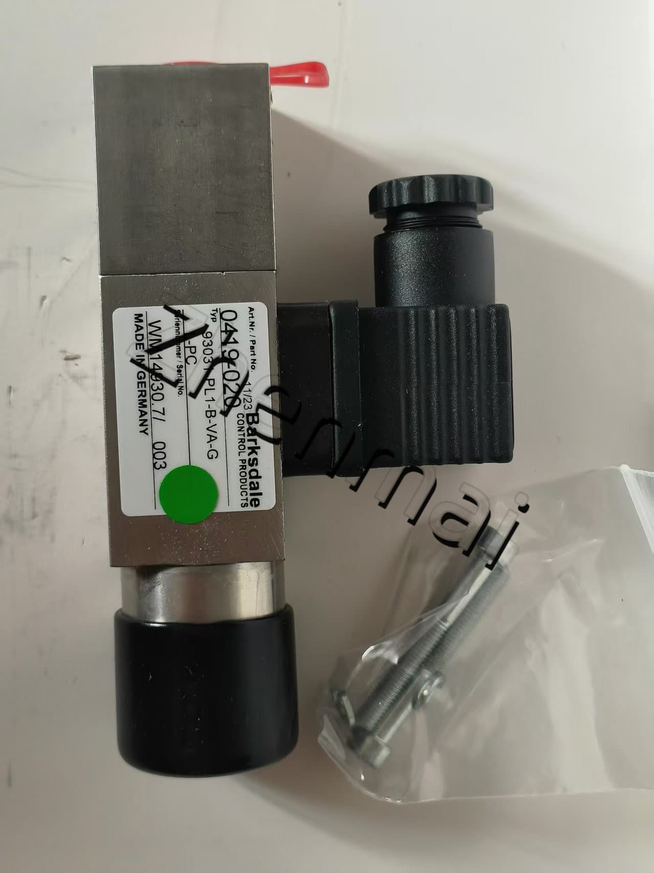 Täiesti uus originaal Barksdale 0419-020 93031-PL1-B-VA-GL-PC Rõhuandur Tasemelüliti Voolulüliti Survelüliti Kiire kohaletoimetamine