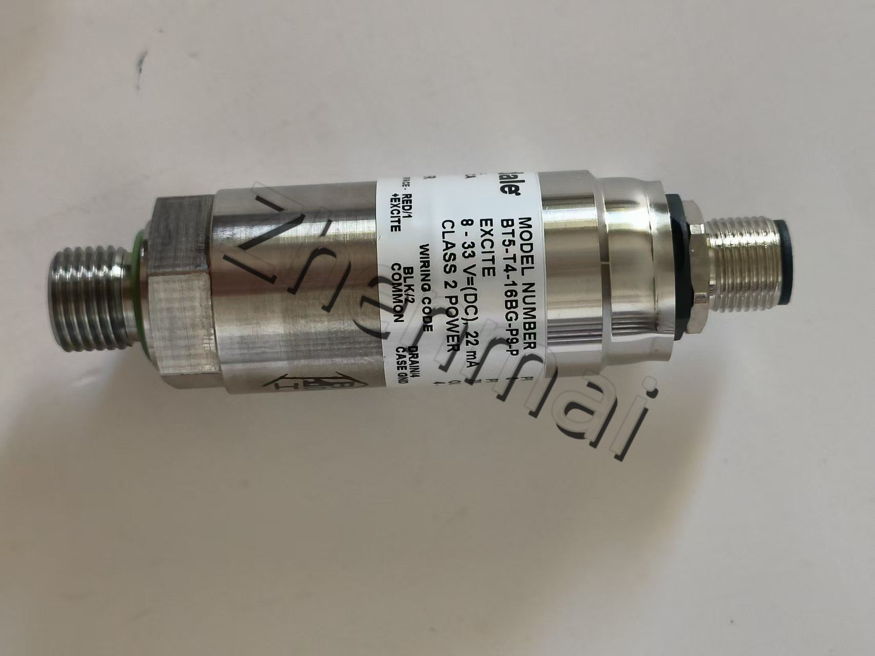 Täiesti uus originaal Barksdale BT5-T4-16BG-P9-P Rõhuandur Tasemelüliti Voolulüliti Survelüliti Kiire kohaletoimetamine