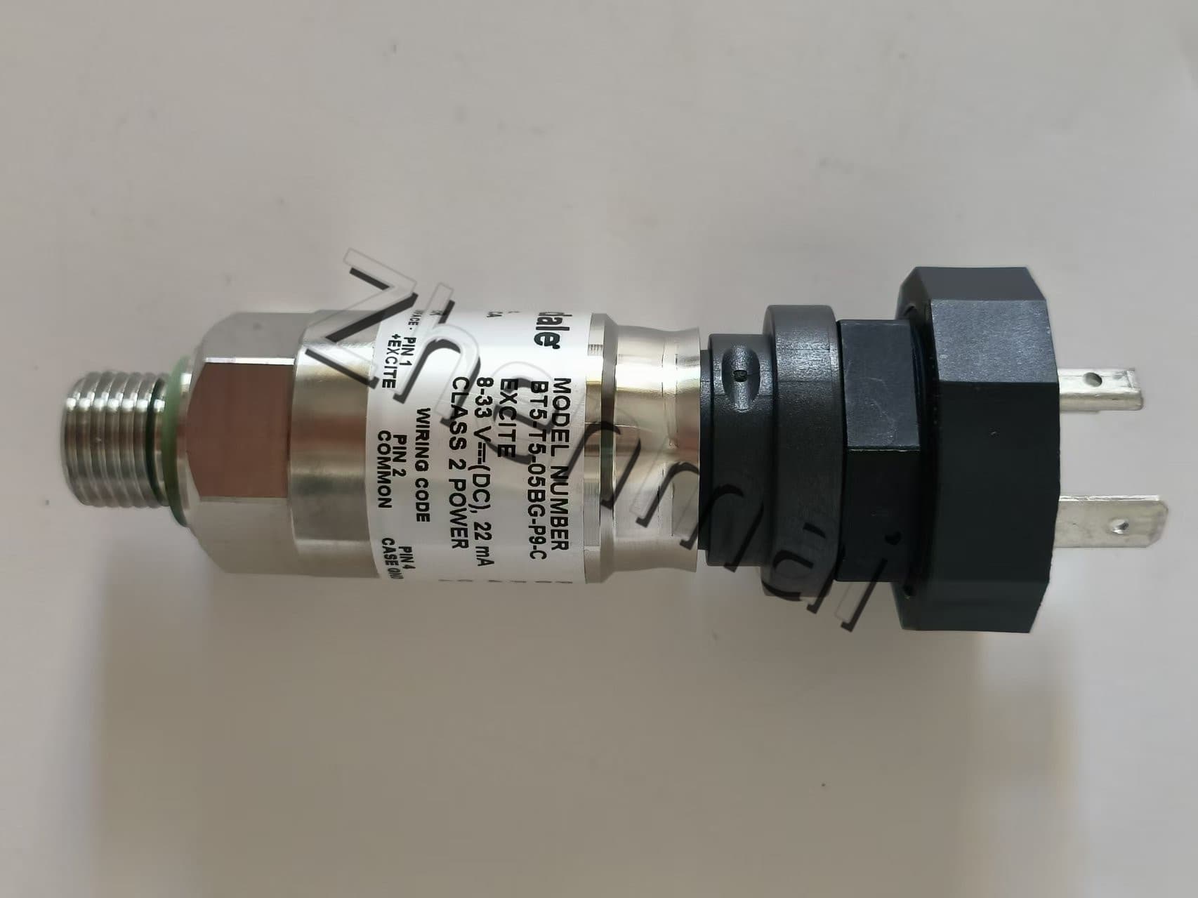 Täiesti uus originaal Barksdale BT5-T5-05BG-P9-C Surveandur Taseme lüliti Voolulüliti Survelüliti Kiire kohaletoimetamine