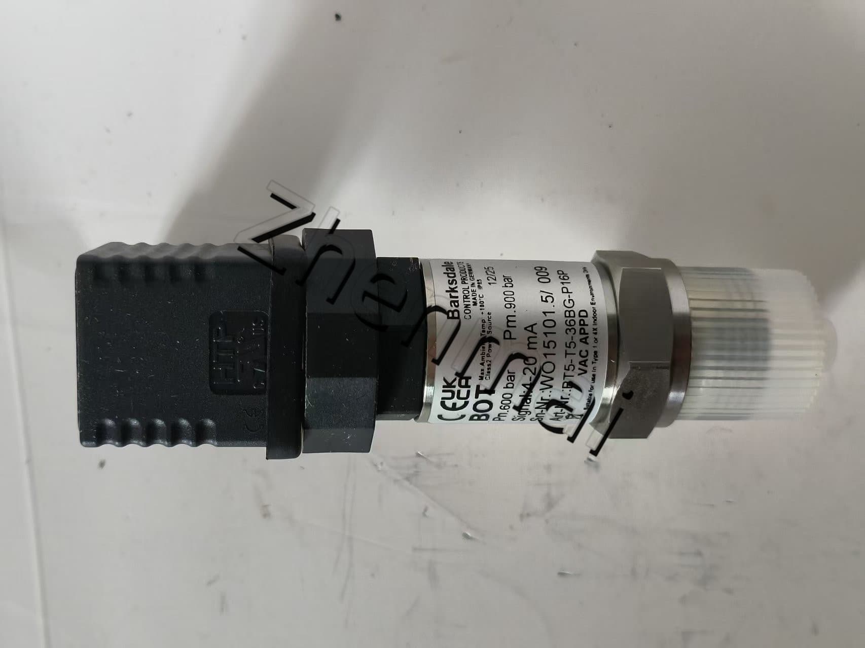 Täiesti uus originaal Barksdale BT5-T5-36BG-P16-P Rõhuandur Tasemelüliti Voolulüliti Survelüliti Kiire kohaletoimetamine