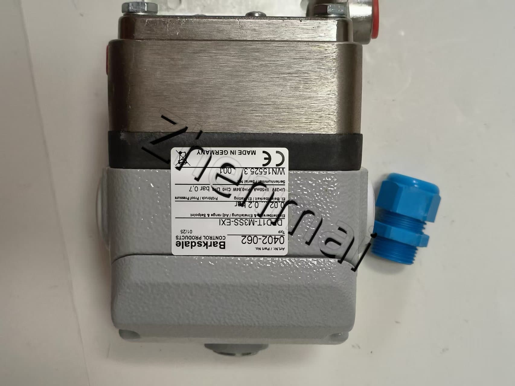 Täiesti uus originaal Barksdale DPD1T-M3SS-EXI 0402-062 rõhuandur Taseme lüliti Voolulüliti Survelüliti Kiire kohaletoimetamine