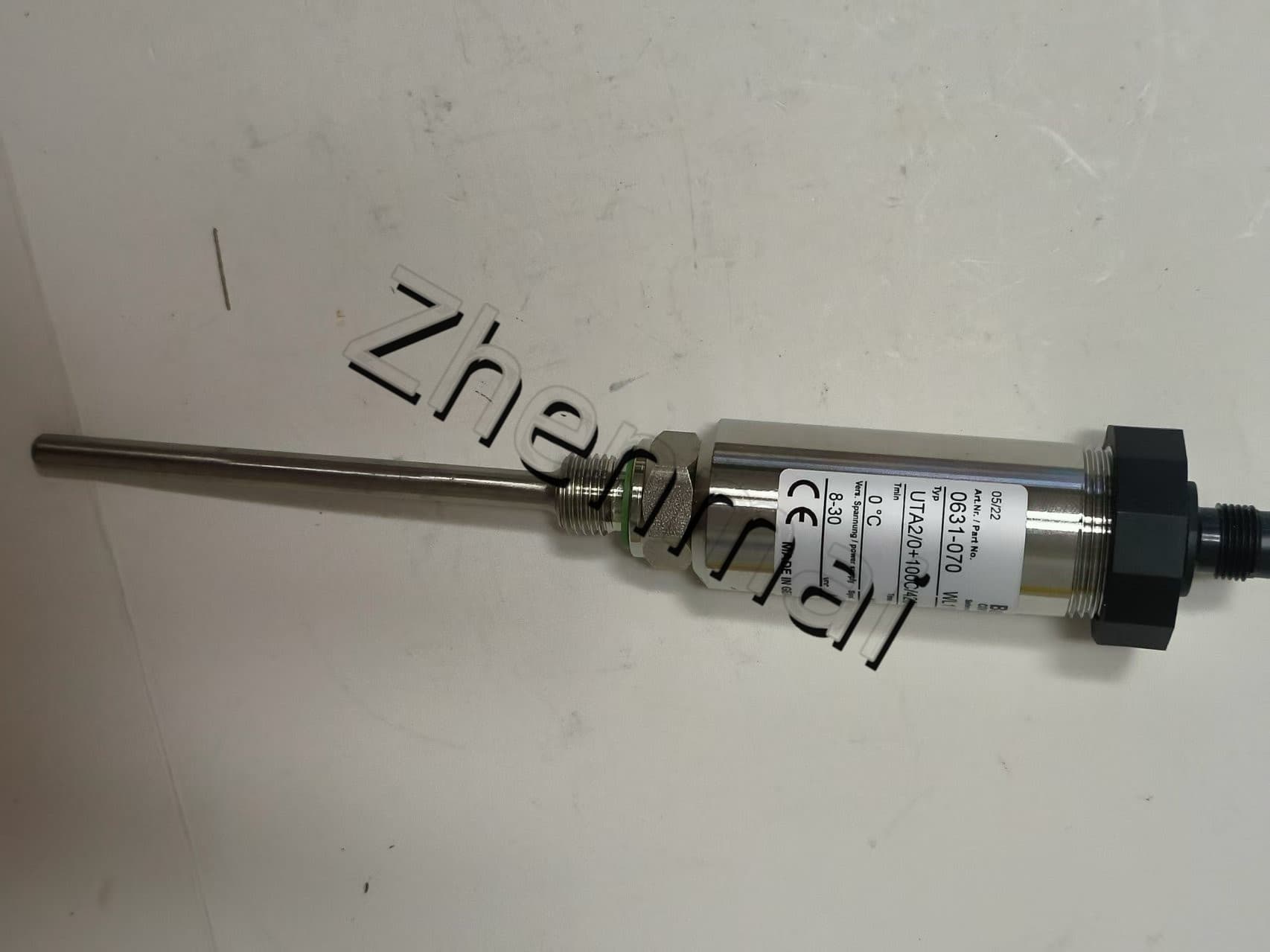 Täiesti uus originaal Barksdale UTA2/0+100C/420/G1/4E M12/100F 0631-070 Rõhuandur Tasemelüliti Voolulüliti Survelüliti Kiire kohaletoimetamine