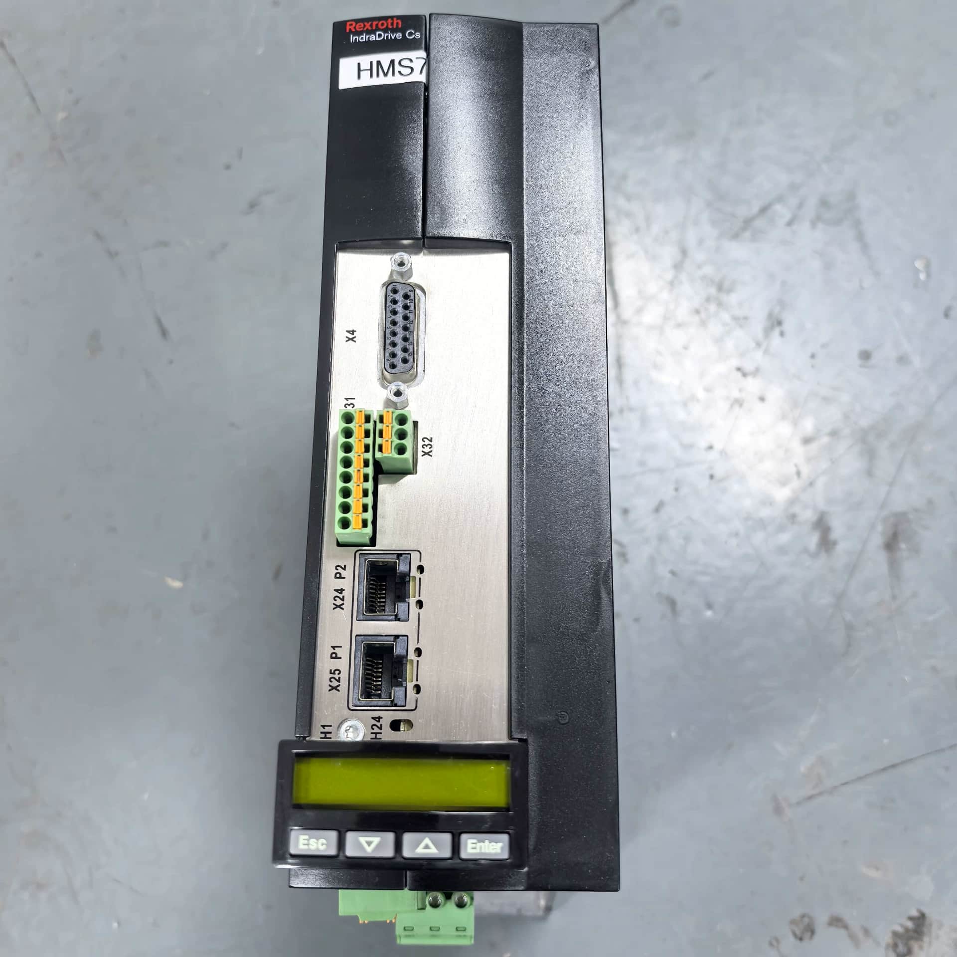 Täiesti uus originaal Bosch Rexrothi servoajam ACS01.1E-W0018-A-03-B-ET-EC-NN-NN-NN-NW servomootor kiire kohaletoimetamine