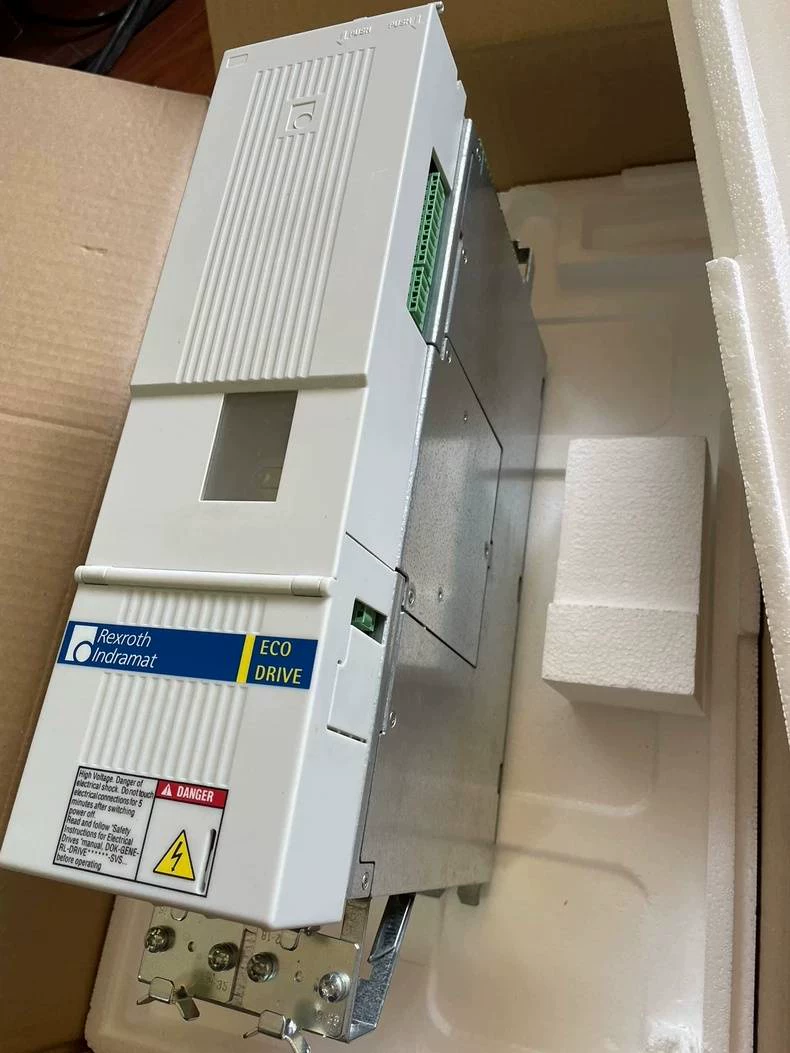 Täiesti uus originaal Bosch Rexrothi servoajam DKCXX.3-100-7-FW servomootor kiire kohaletoimetamine