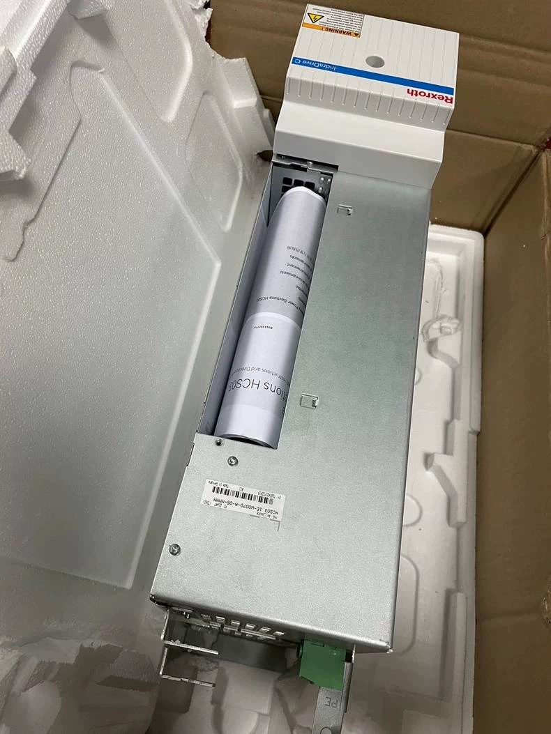 Täiesti uus originaal Bosch Rexrothi servoajam HCS03.1E-W0100-A-05-NPBV servomootori kiire kohaletoimetamine