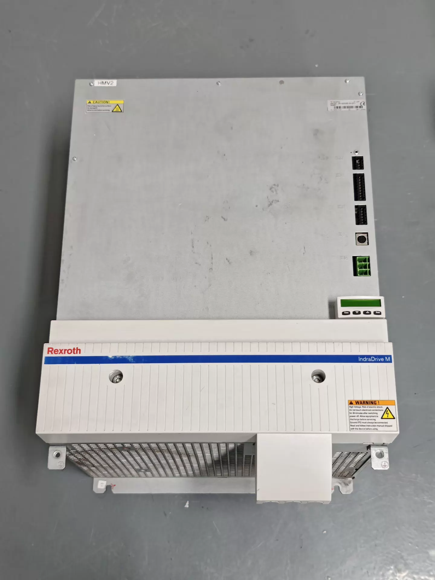 Täiesti uus originaal Bosch Rexrothi servoajam HMV01.1R-W0065-A-07-NNNN servomootori kiire kohaletoimetamine