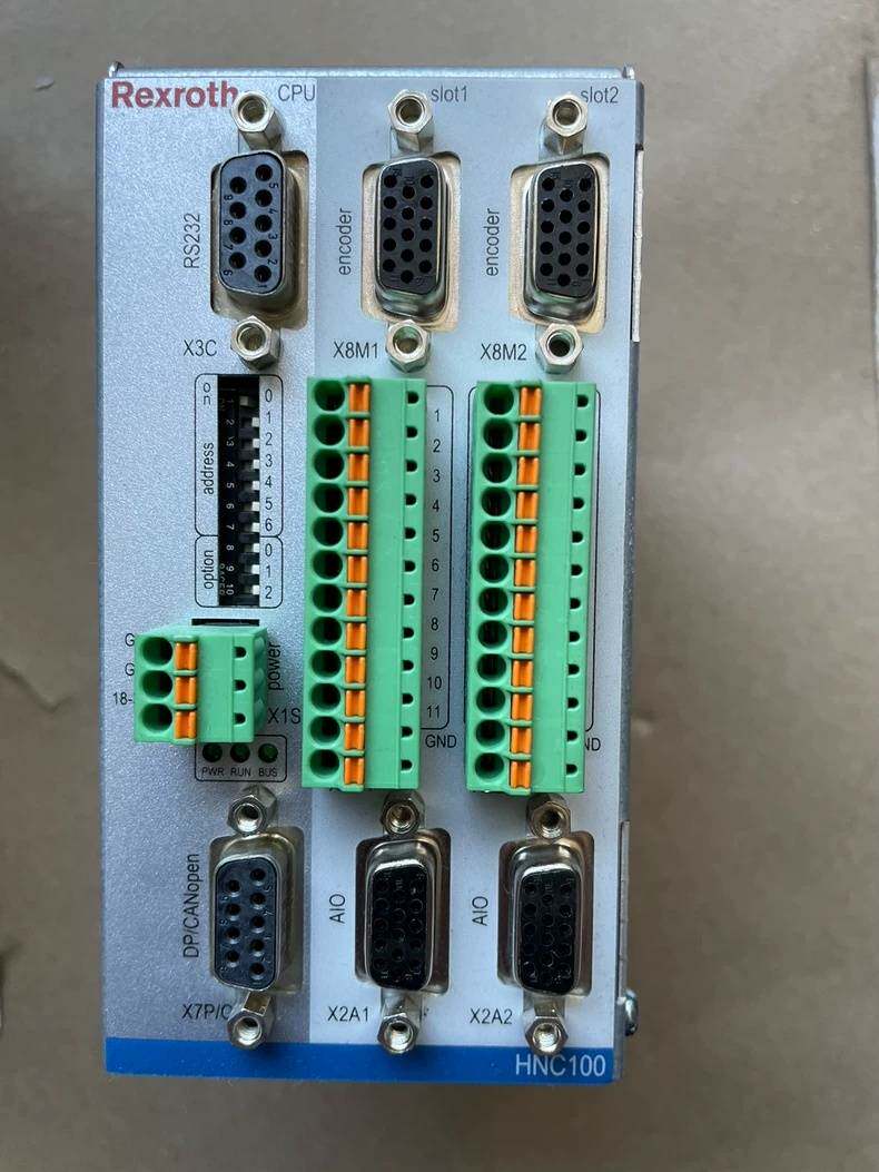 Täiesti uus originaal Bosch Rexrothi servoajam VT-HNC100-2-31P-I-00000 servomootor kiire kohaletoimetamine