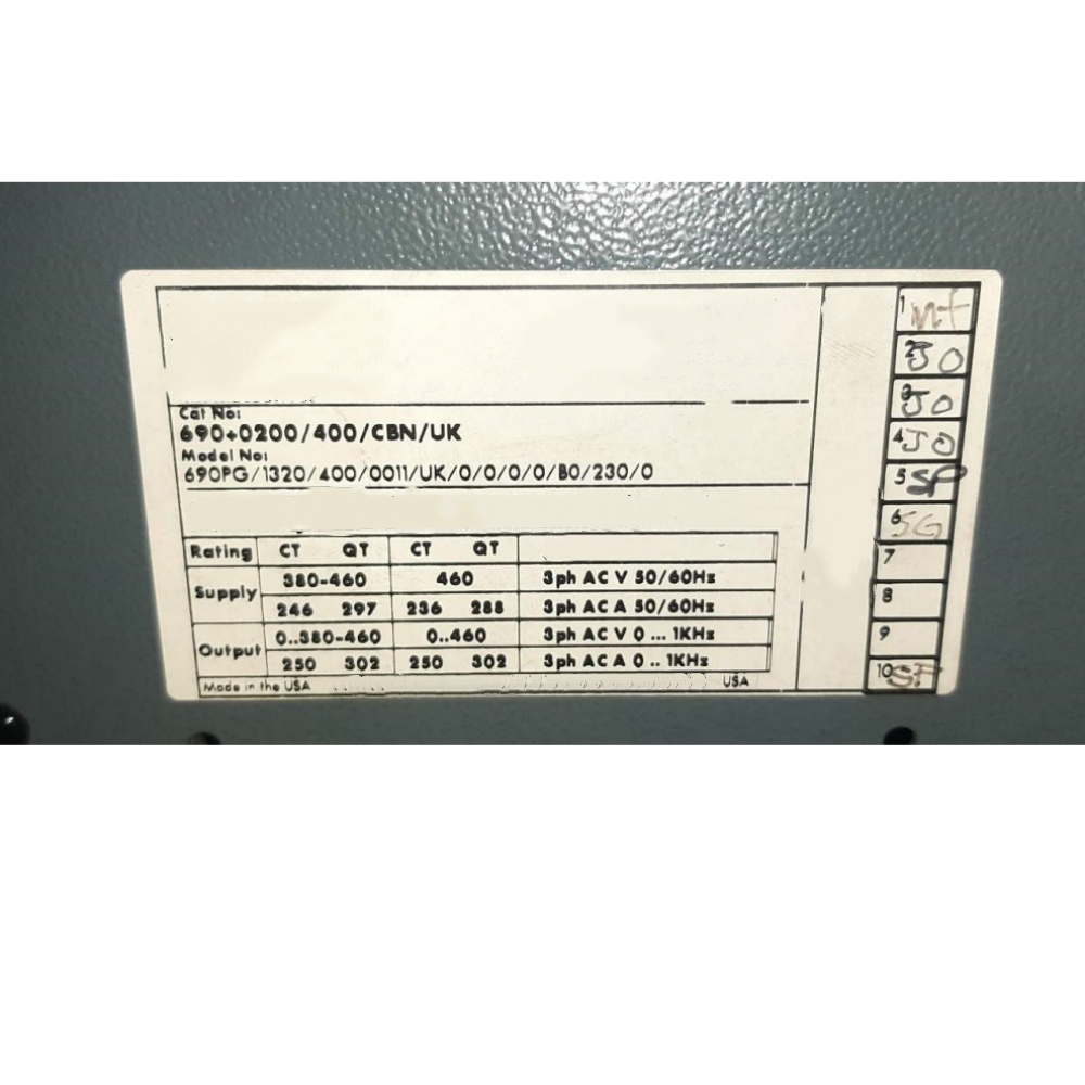 Täiesti uus originaal Parker 690PG/1320/400/0011/UK/0/0/0/0/B0/230/0 Servoajamid muutuva sagedusega ajamid servomootorite kontrollerid Kiire kohaletoimetamine