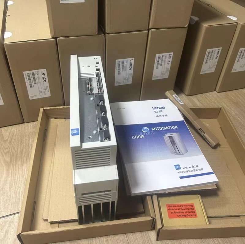 Ehtne uus Lenze E94AMHE0074 tööstuslik I/O moodul FedEx DHL kiire kohaletoimetamine