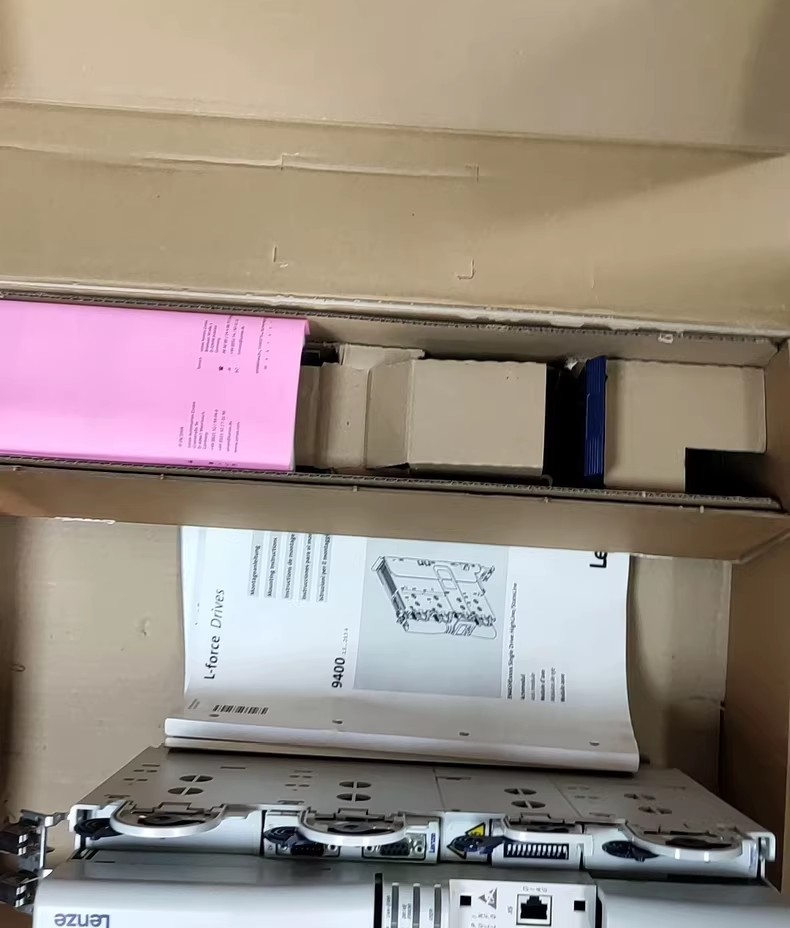 Ehtne uus Lenze E94ASHE0044 tööstuslik I/O moodul FedEx DHL kiire kohaletoimetamine