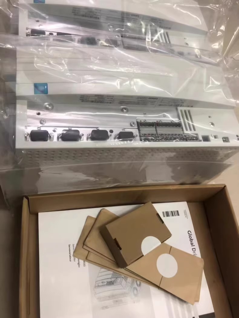 Ehtne uus Lenze E94ASHE0174 tööstuslik I/O moodul FedEx DHL kiire kohaletoimetamine