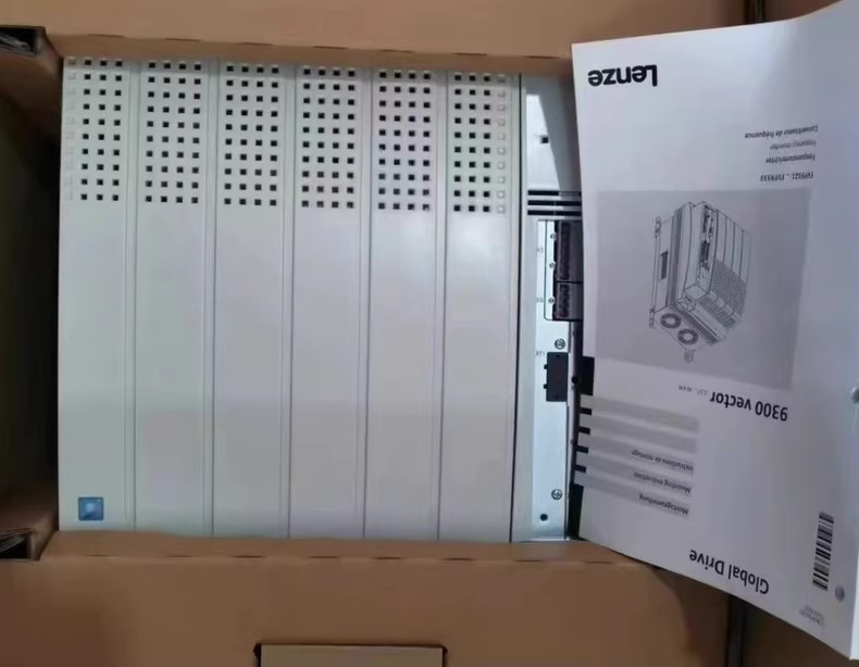 Ehtne uus Lenze E94ASSE1044 tööstuslik I/O moodul FedEx DHL kiire kohaletoimetamine
