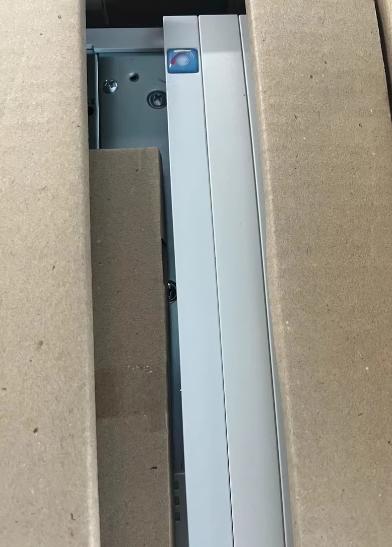 Ehtne uus Lenze IE82EV223-4B201 tööstuslik I/O moodul FedEx DHL kiire kohaletoimetamine