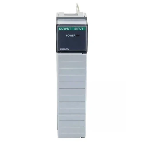 Uus originaal 1746-FIO4I Allen-Bradley SLC 500 PLC analoogsisendi moodul, kiire kohaletoimetamine