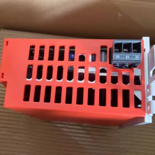 SEW EURODRIVE MC07B0011-5A3-4-00 sagedusmuundur